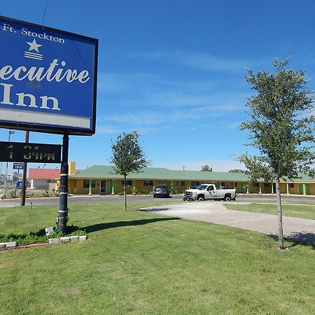 Executive Inn Fort Stockton Exteriör bild